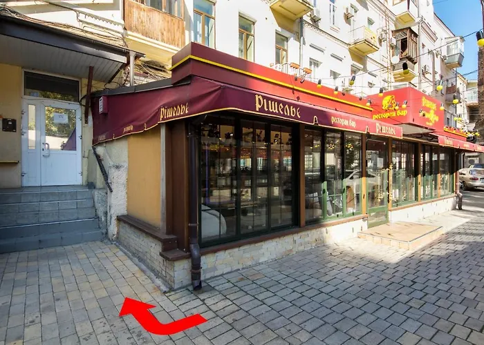 Apartments On Ploshcha Ukrainskykh Heroiv