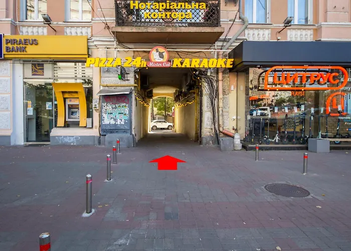 Apartments On Ploshcha Ukrainskykh Heroiv